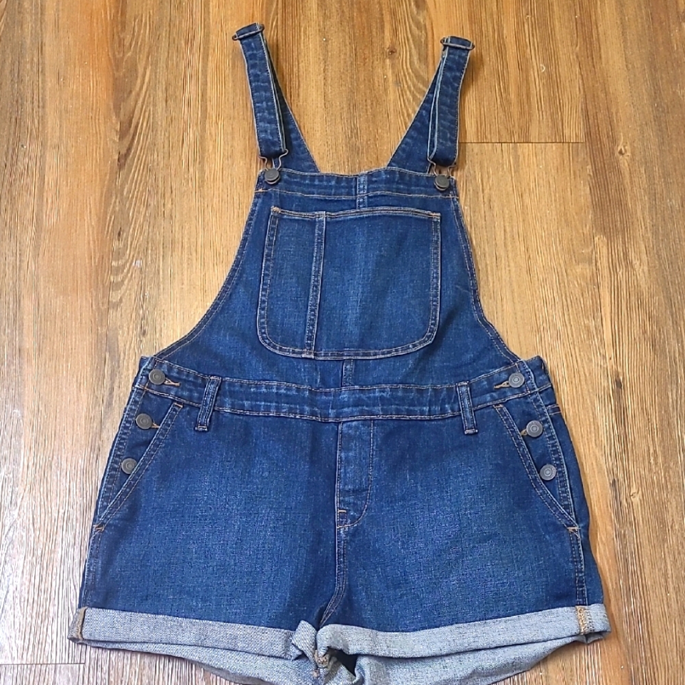 cute Old Navy Classic Blue Denim Overalls used good condition for women